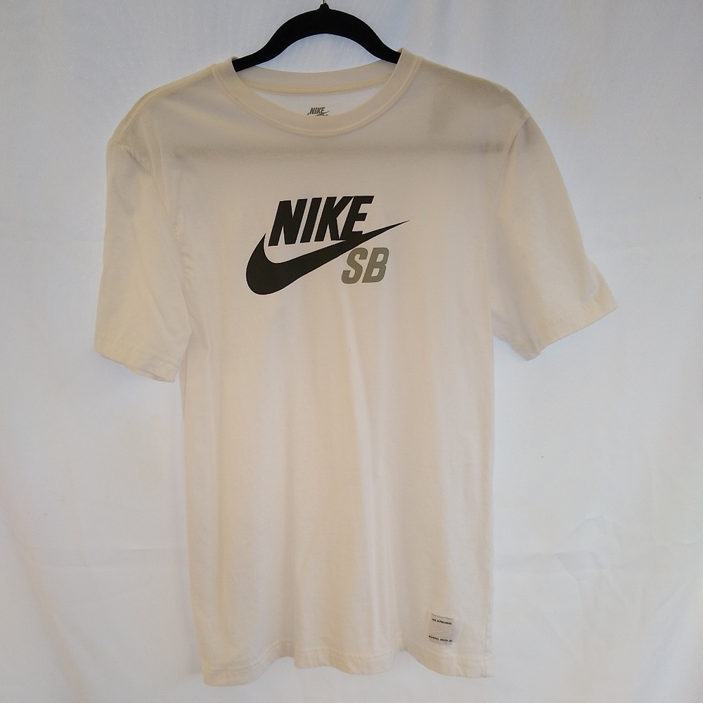 Nike SB Shirt